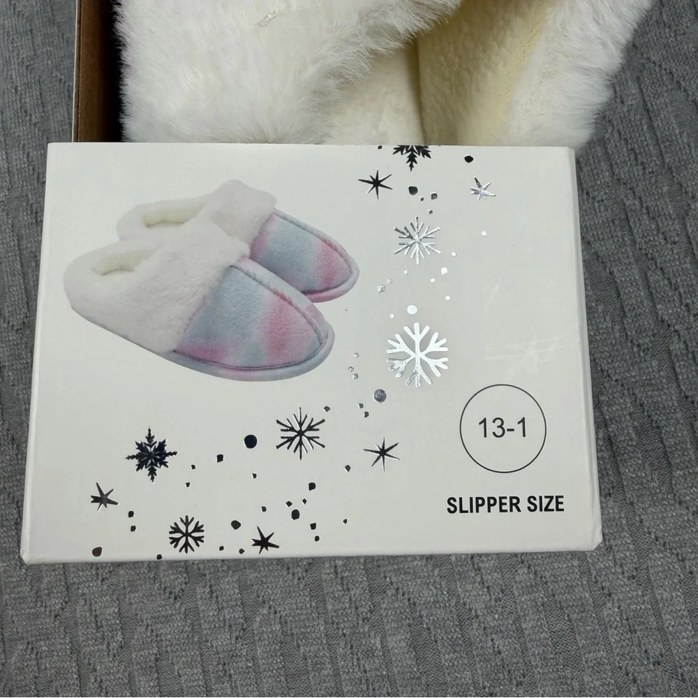 Cozy Kids Tie-Dye Slippers - Pink, Blue, White